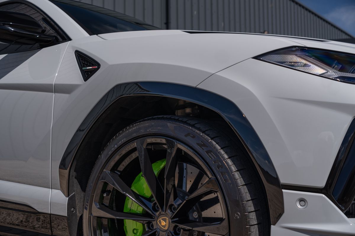 2023 Lamborghini Urus S