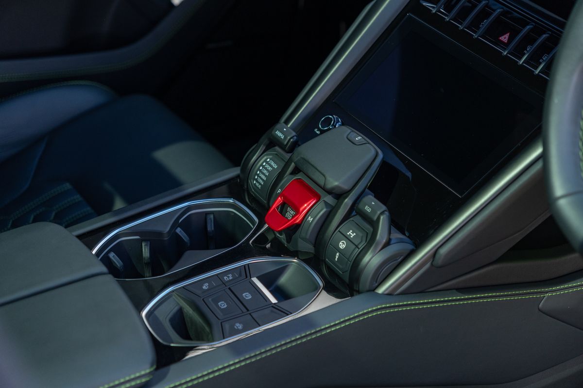 2023 Lamborghini Urus S
