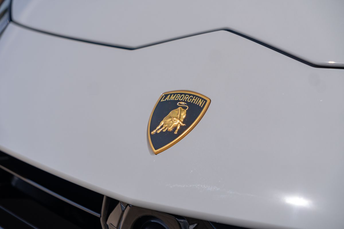 2023 Lamborghini Urus S