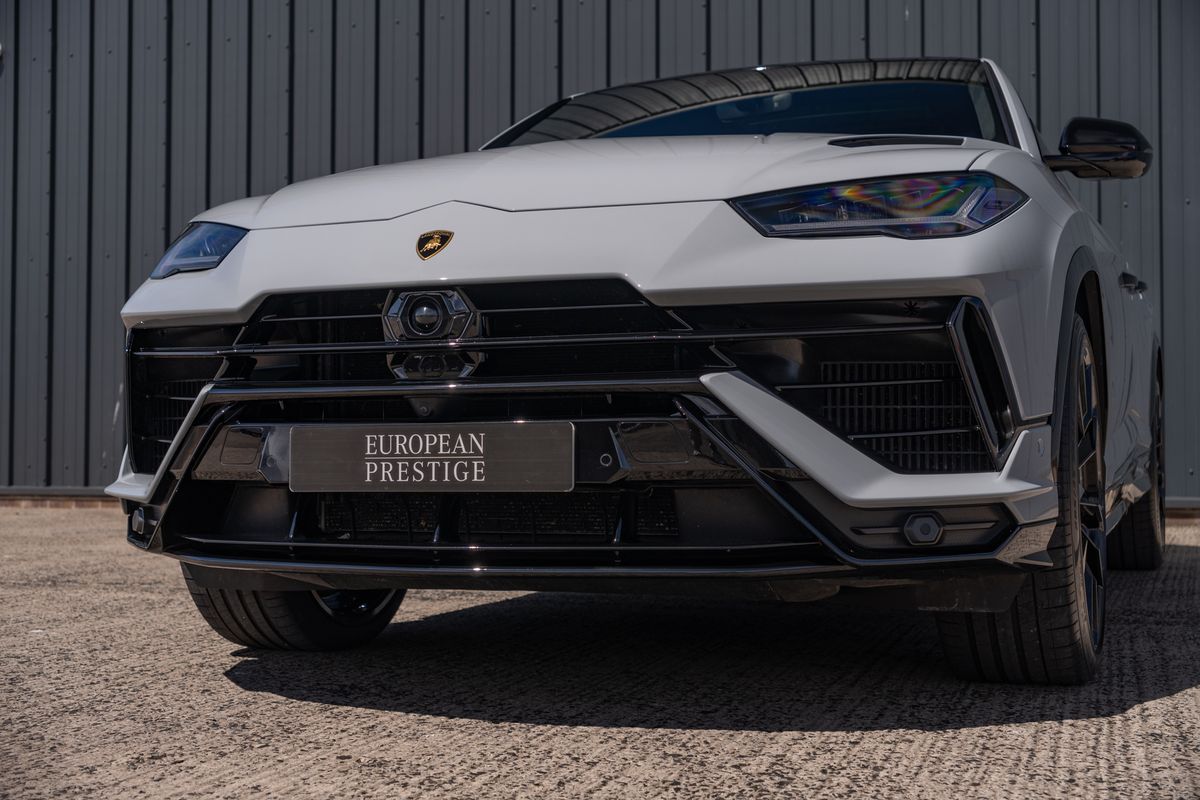 2023 Lamborghini Urus S
