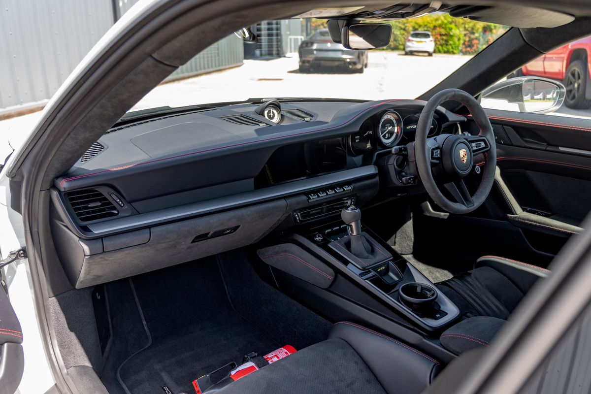 2023 Porsche 911 (992) GT3 Manthey Racing