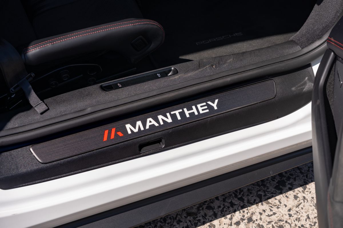 2023 Porsche 911 (992) GT3 Manthey Racing