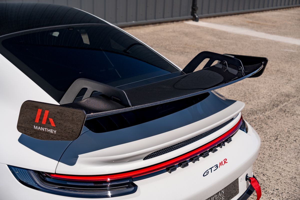 2023 Porsche 911 (992) GT3 Manthey Racing
