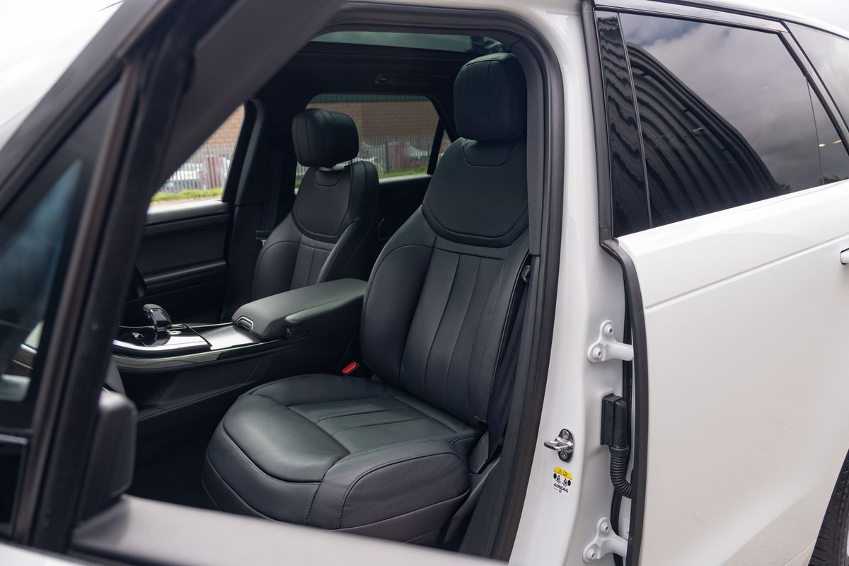 2025 Land Rover Range Rover Sport