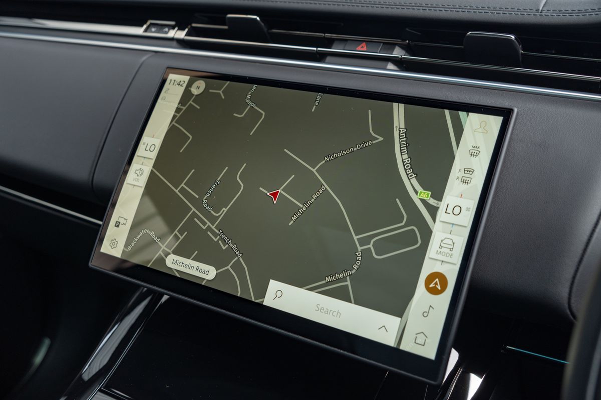 2025 Land Rover Range Rover Sport