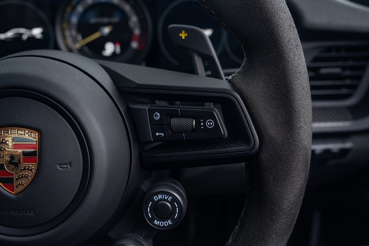 2025 Porsche 911 (992) GT3 RS