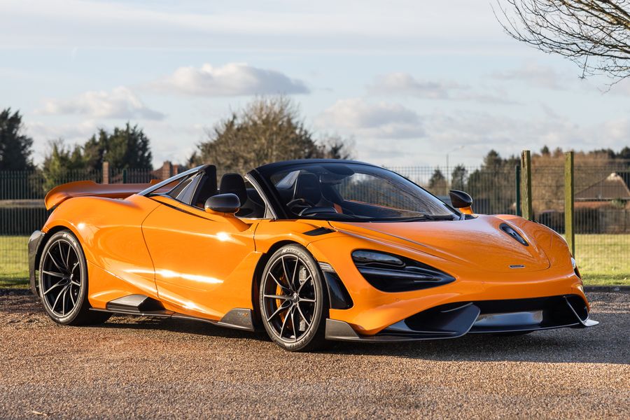 McLaren 765LT Spider