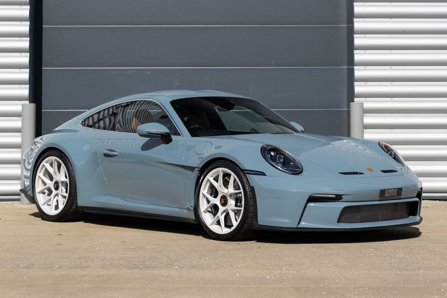 Porsche 911 (992) S/T