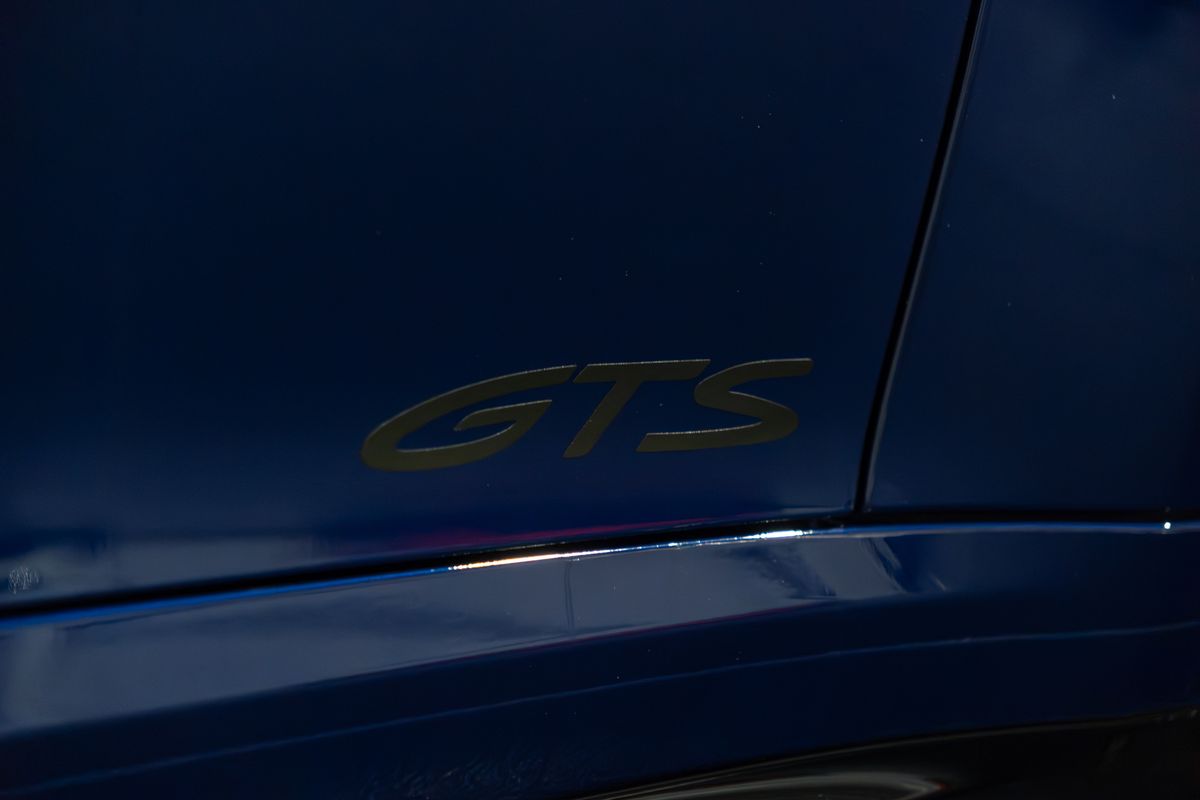 2024 Porsche 911 (992.1) Carrera 4 GTS