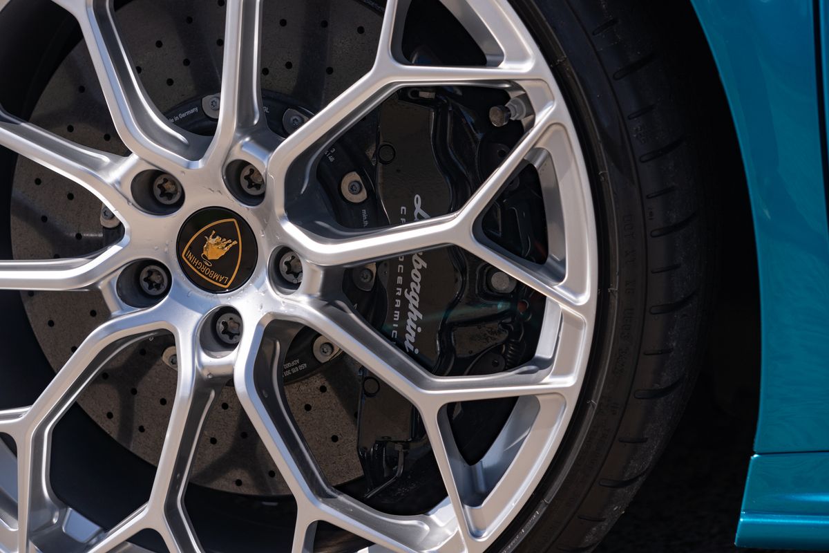 2023 Lamborghini Huracan Evo Spyder RWD