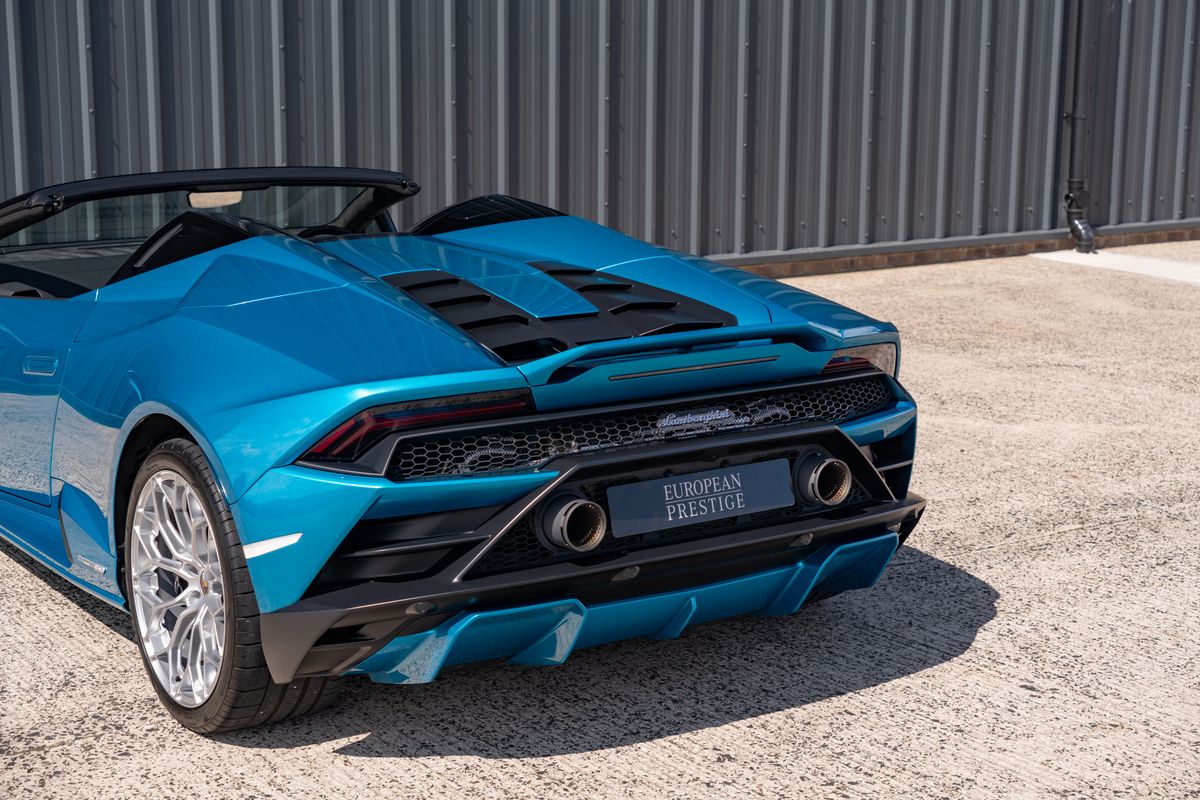 2023 Lamborghini Huracan Evo Spyder RWD