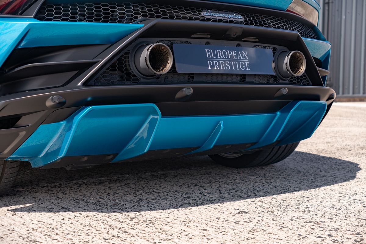 2023 Lamborghini Huracan Evo Spyder RWD