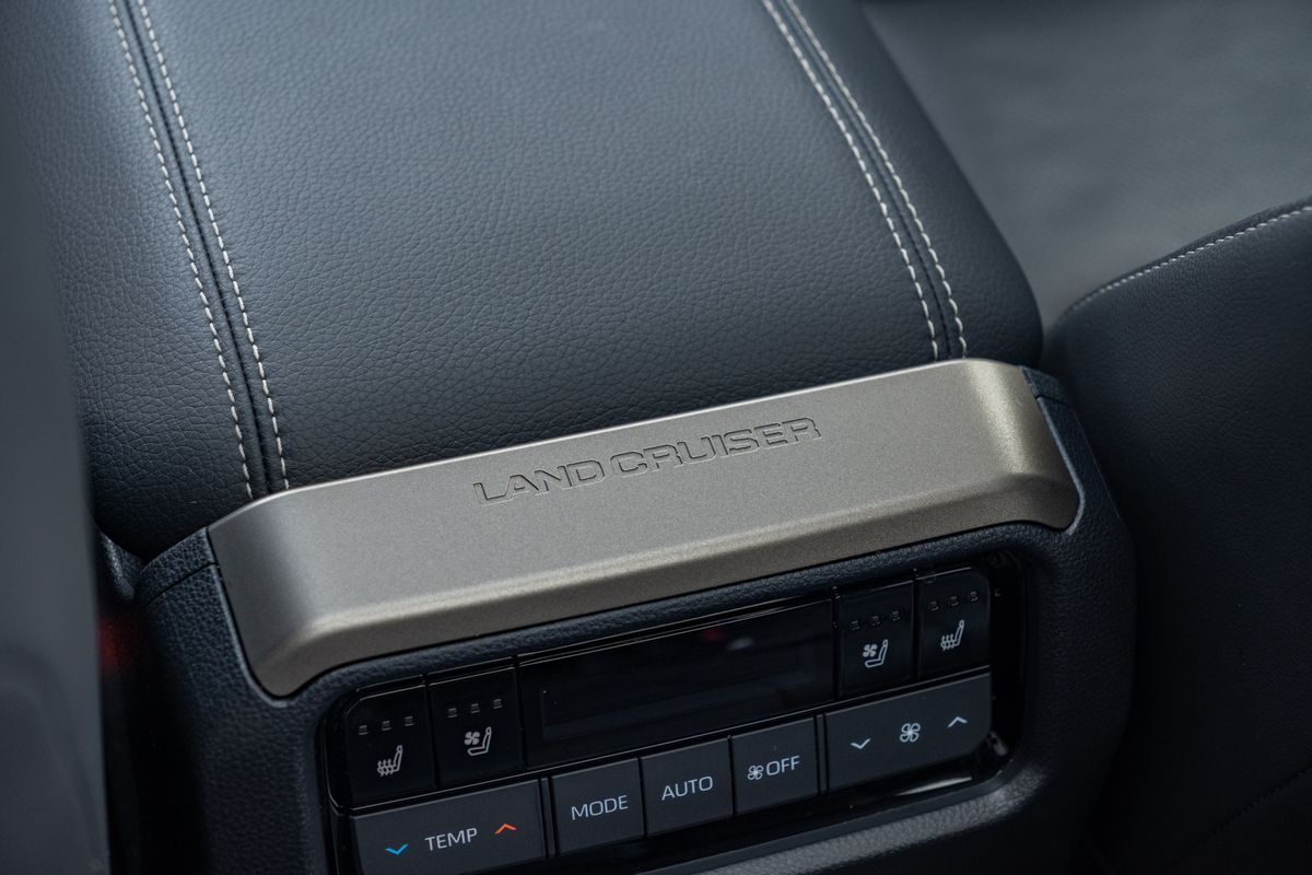2025 Toyota Land Cruiser Invincible