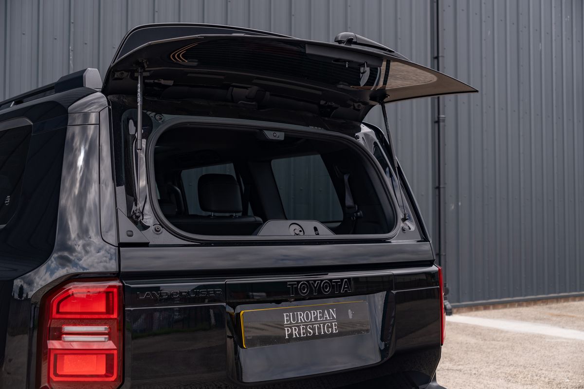 2025 Toyota Land Cruiser Invincible