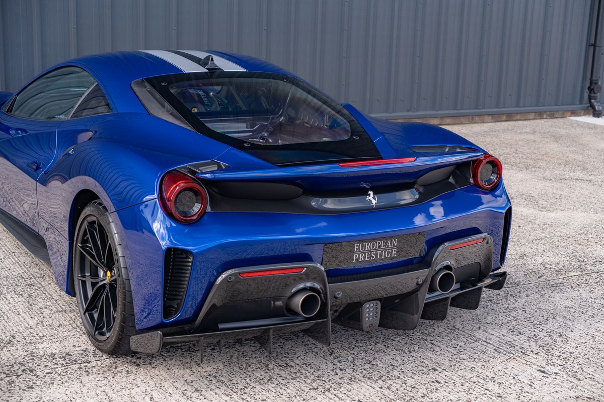 2020 Ferrari 488 Pista