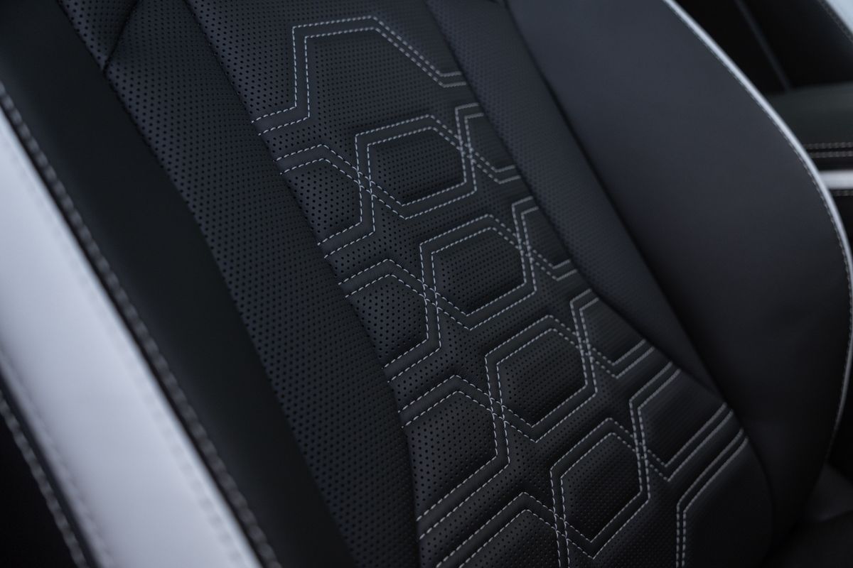 2025 Lamborghini Urus SE