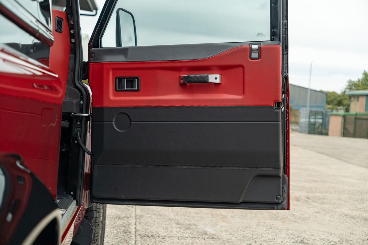 2015 Land Rover Defender 90 Autobiography Edition