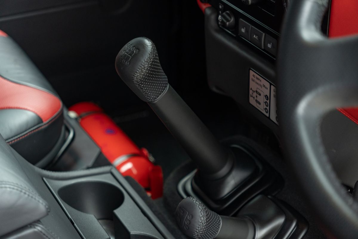 2015 Land Rover Defender 90 Autobiography Edition