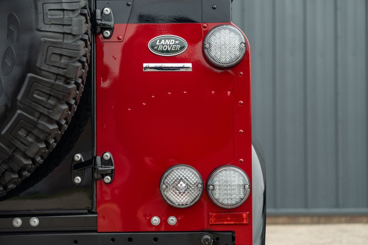 2015 Land Rover Defender 90 Autobiography Edition