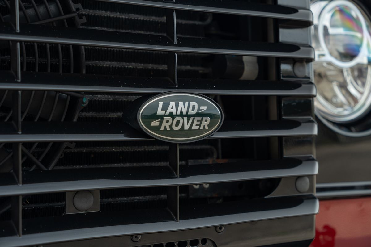 2015 Land Rover Defender 90 Autobiography Edition