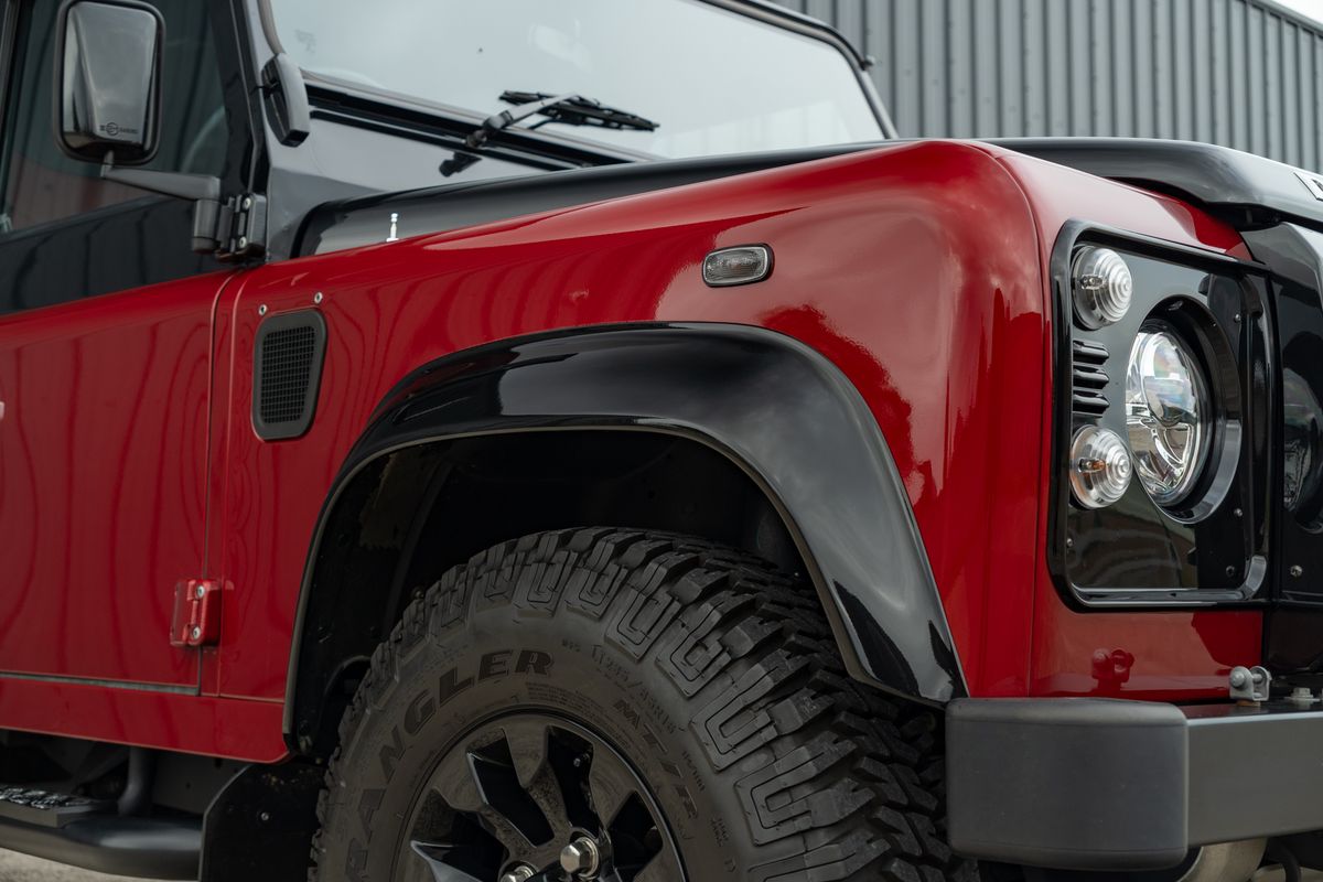 2015 Land Rover Defender 90 Autobiography Edition