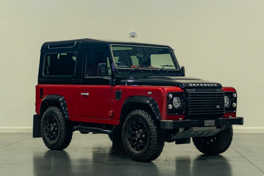 Land Rover Defender 90 Autobiography Edition