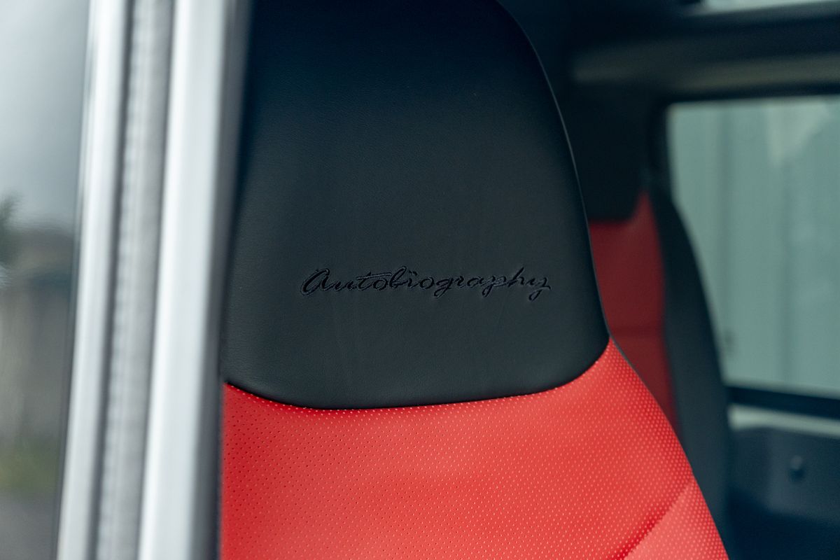 2015 Land Rover Defender 90 Autobiography Edition