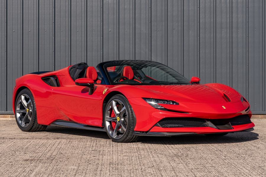 2022 Ferrari SF90 Spider