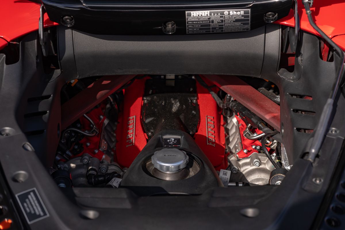 2022 Ferrari SF90 Spider