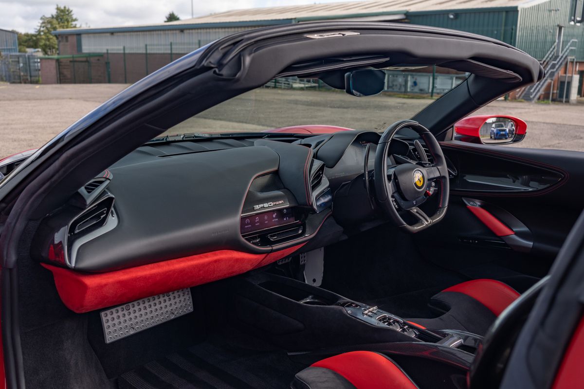 2022 Ferrari SF90 Spider