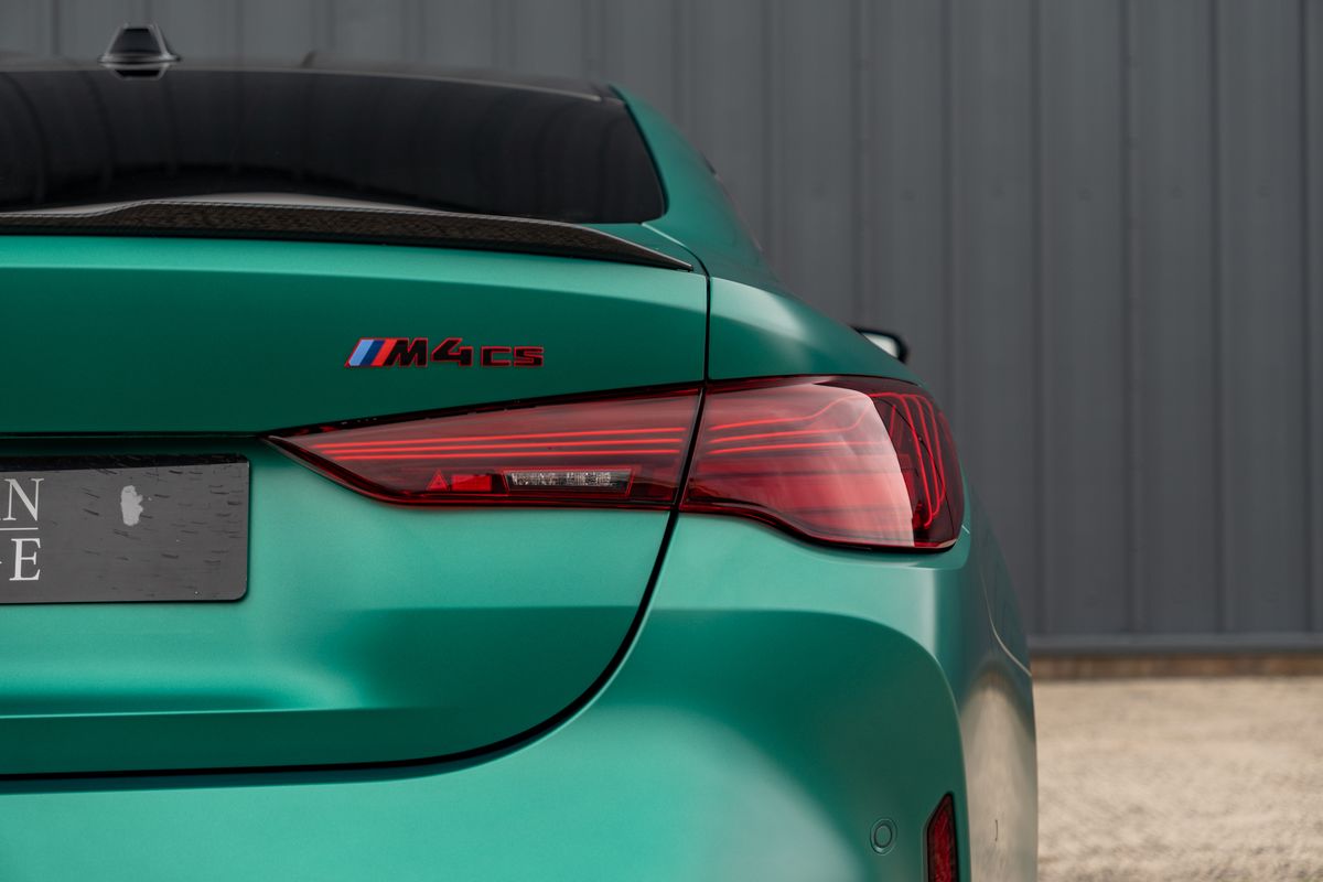 2025 BMW M4 CS