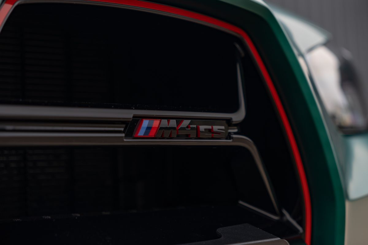 2025 BMW M4 CS