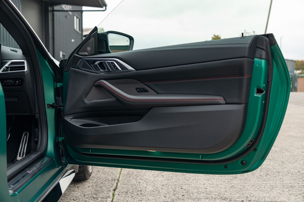 2025 BMW M4 CS