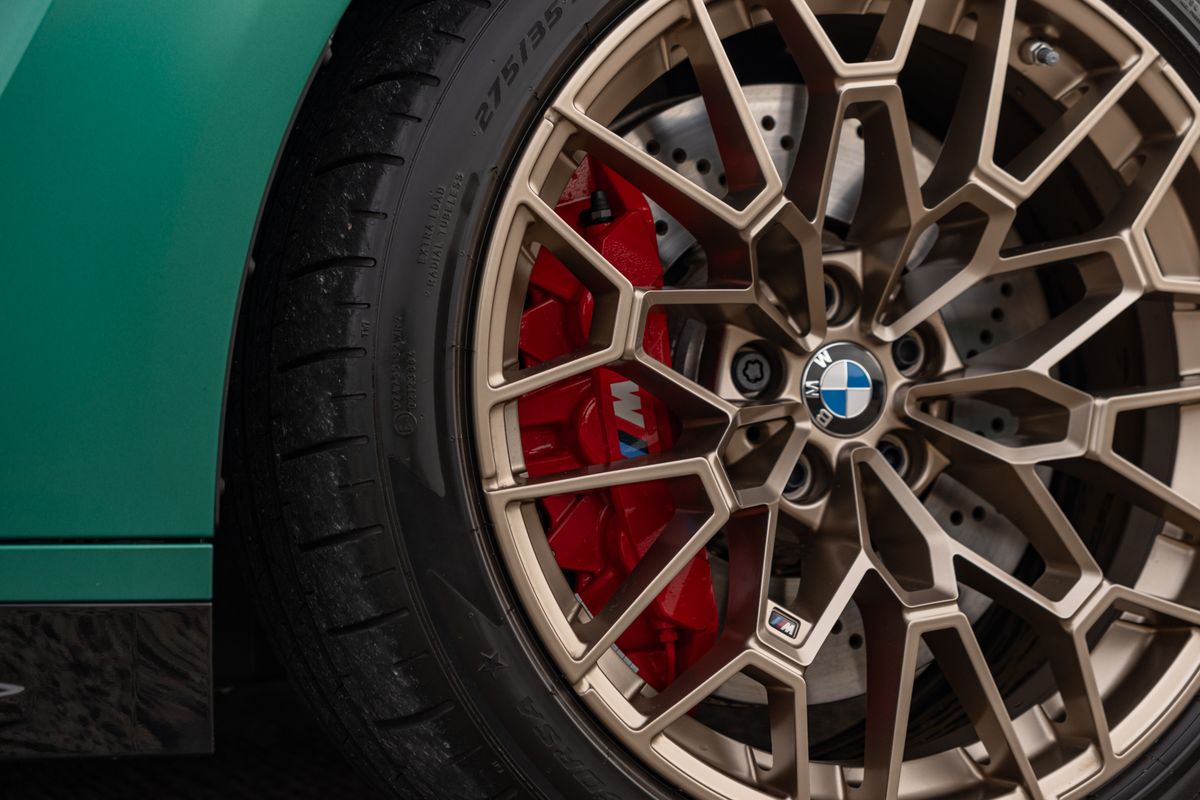 2025 BMW M4 CS