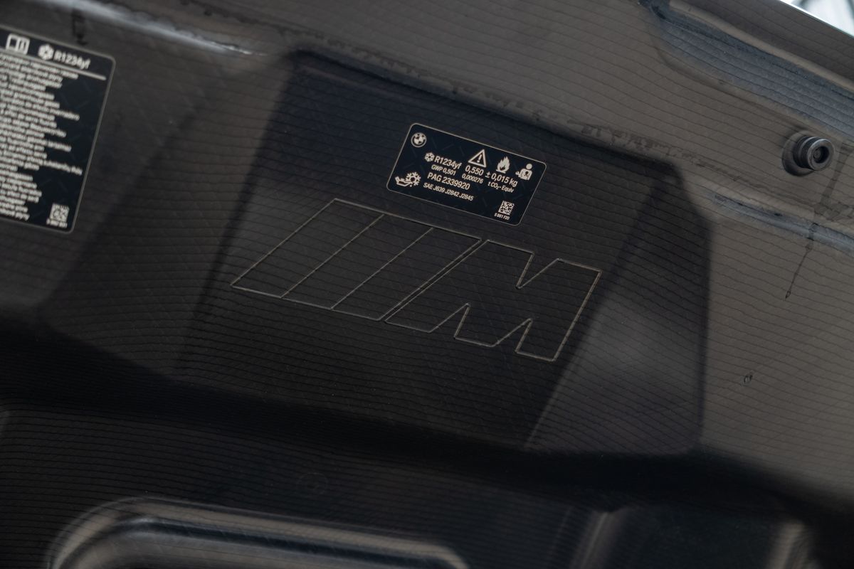2025 BMW M4 CS