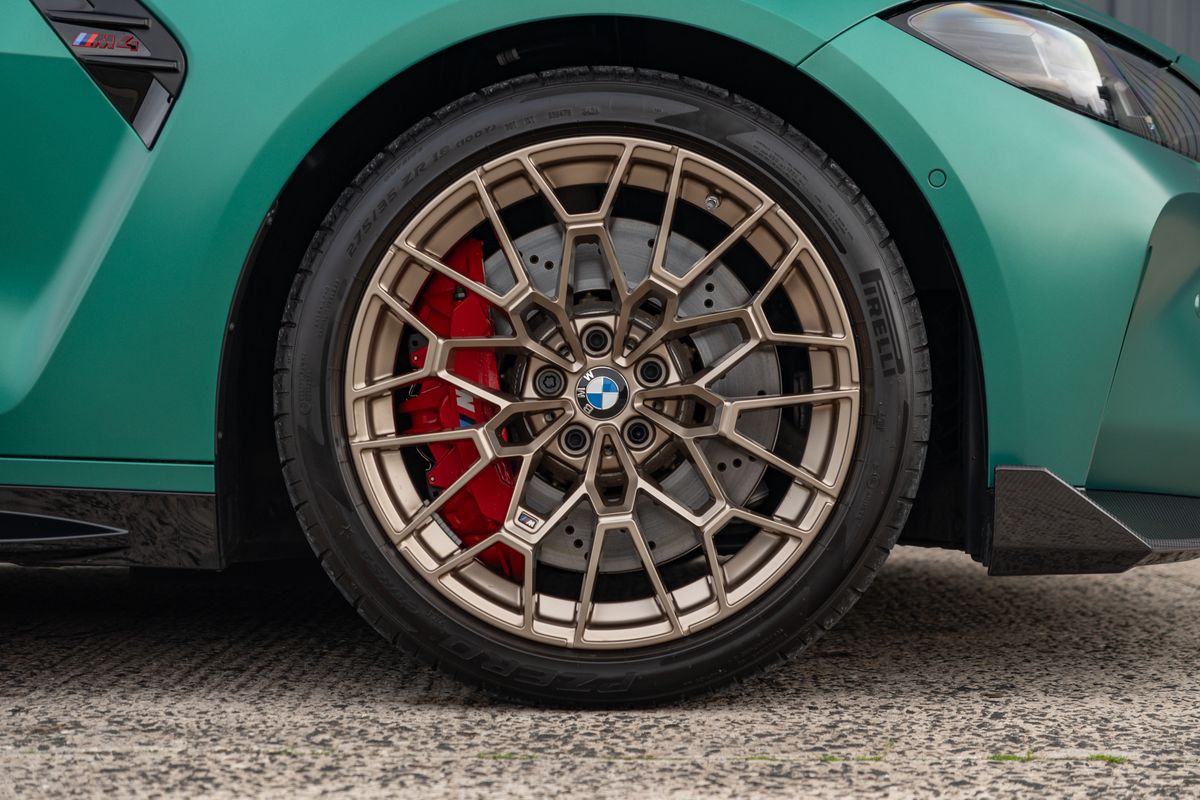 2025 BMW M4 CS
