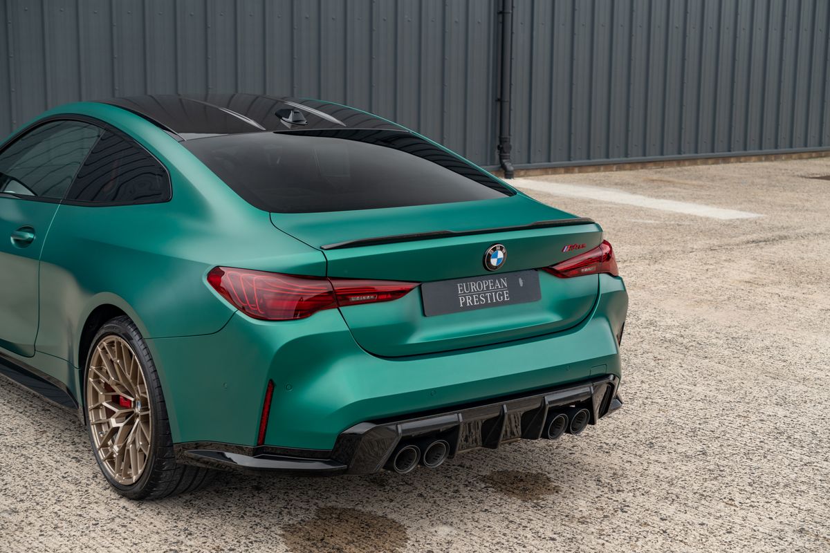 2025 BMW M4 CS
