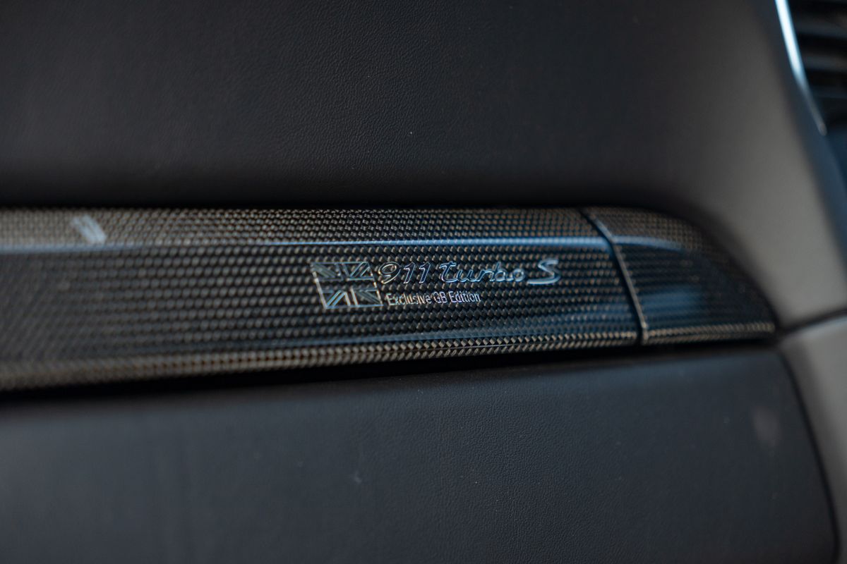 2015 Porsche 911 (991.1) Turbo S Exclusive GB Edition