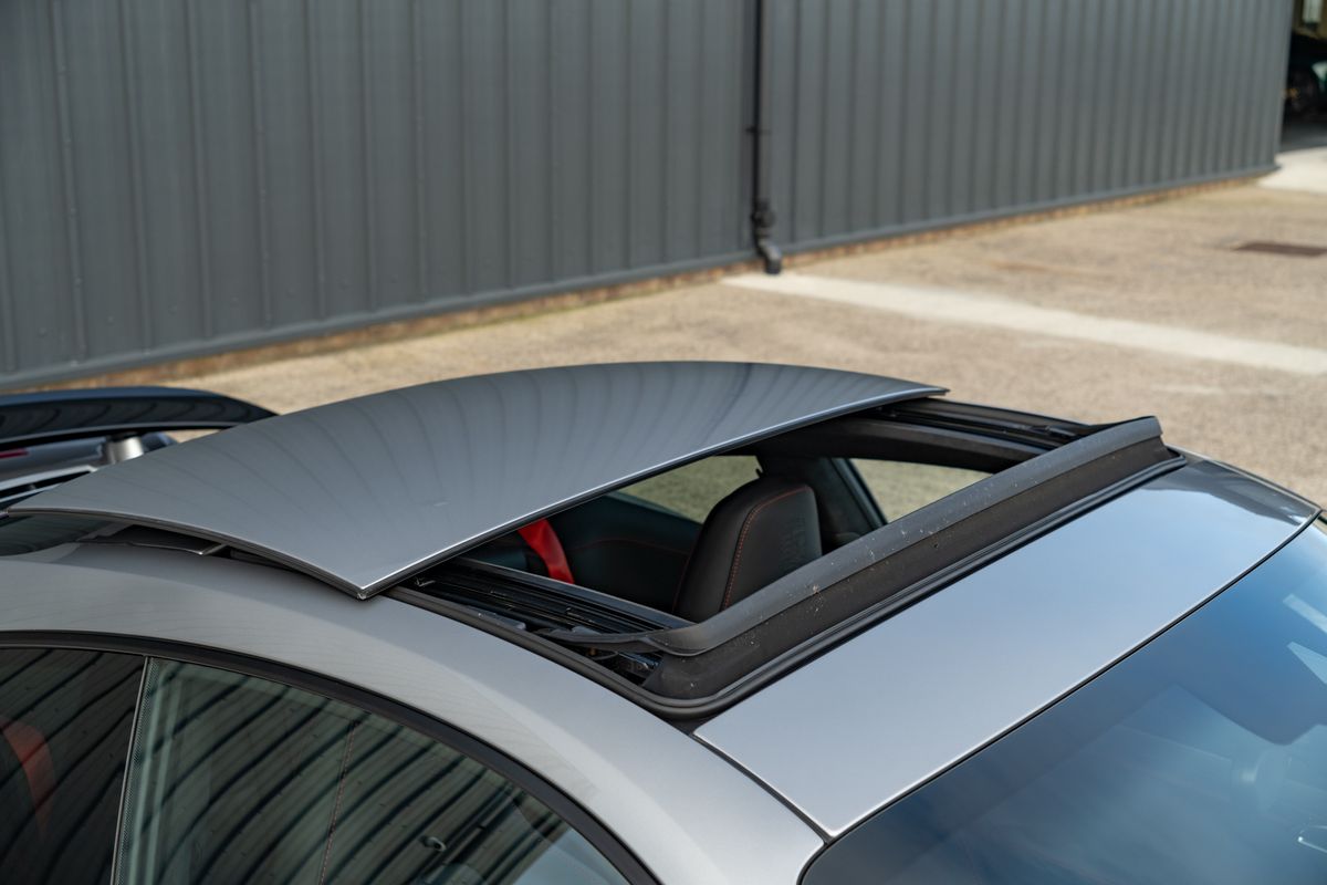 2015 Porsche 911 (991.1) Turbo S Exclusive GB Edition