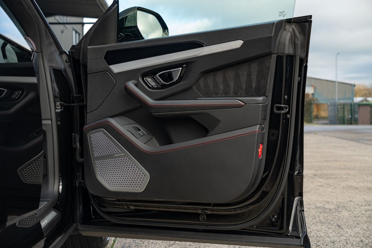 2022 Lamborghini Urus