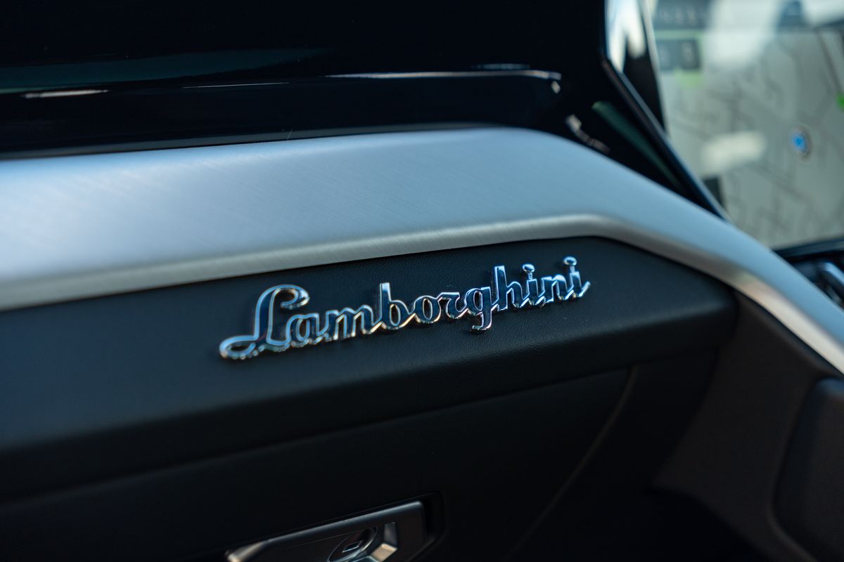 2022 Lamborghini Urus