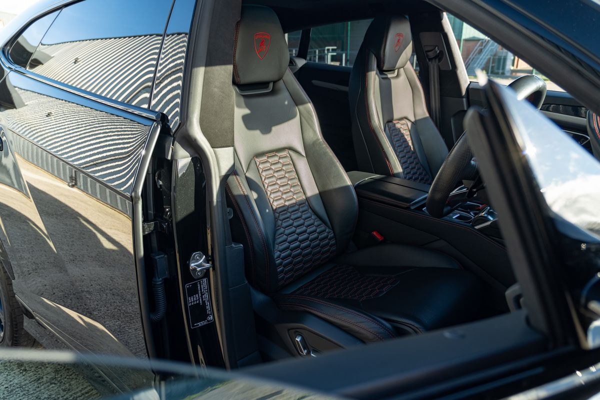 2022 Lamborghini Urus