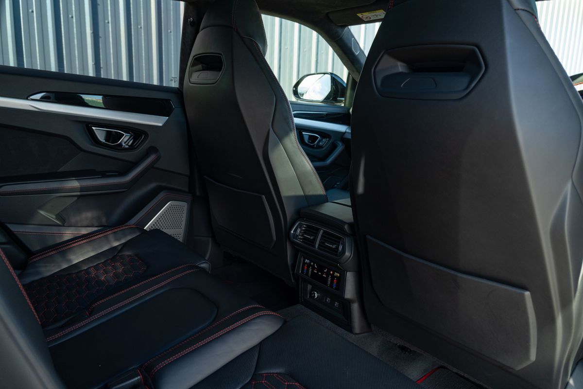 2022 Lamborghini Urus