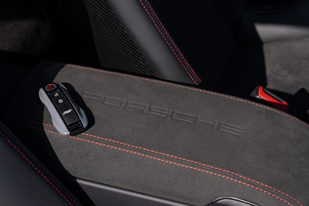 2023 Porsche 911 (992) GT3 RS