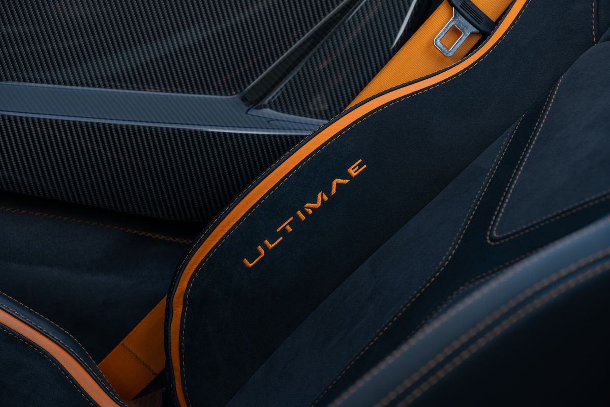 2022 Lamborghini Aventador Ultimae Roadster