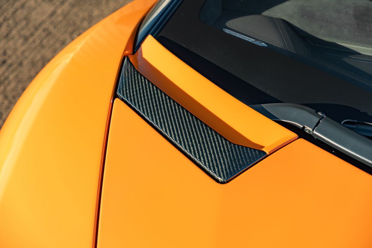 2022 Lamborghini Aventador Ultimae Roadster