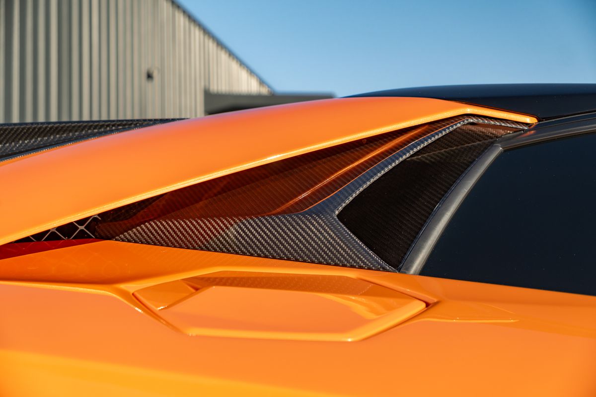 2022 Lamborghini Aventador Ultimae Roadster