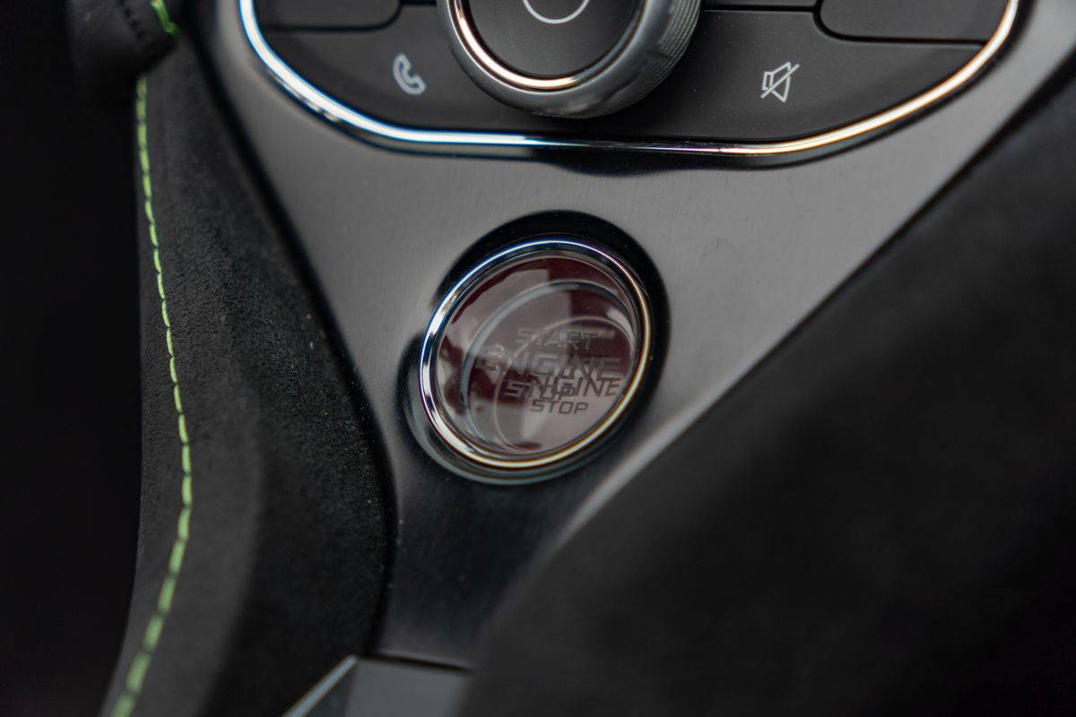 2022 McLaren 720S Spider Performance