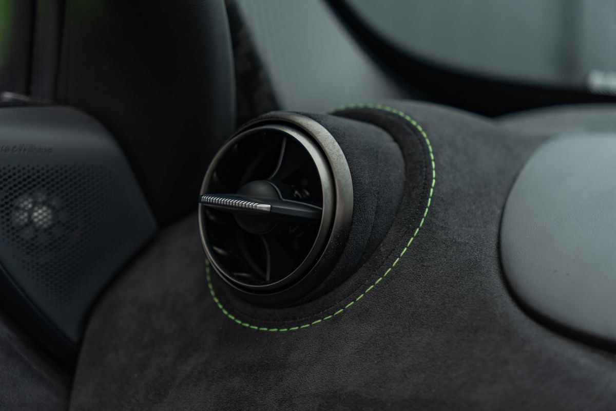 2022 McLaren 720S Spider Performance