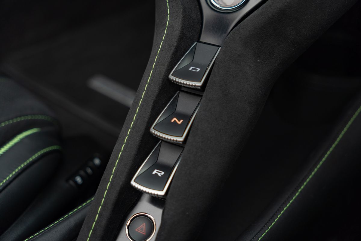 2022 McLaren 720S Spider Performance